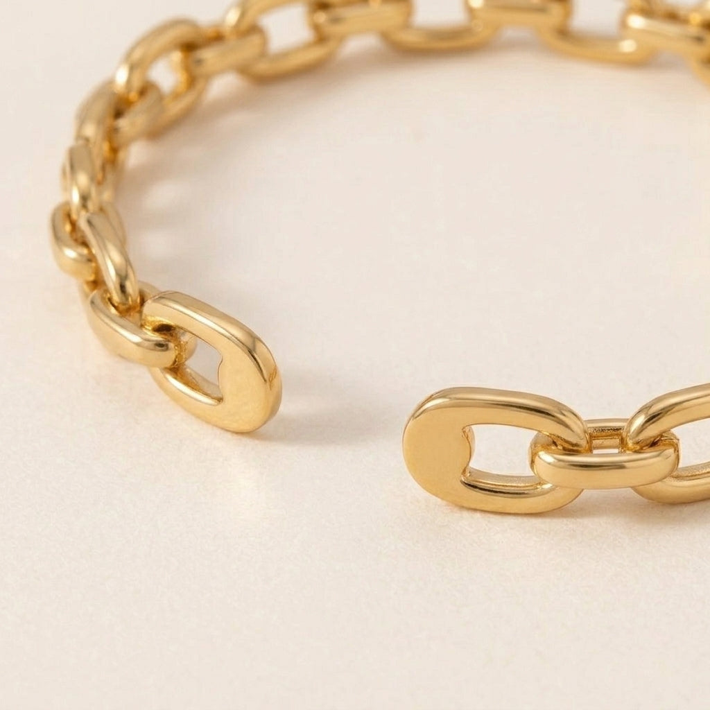 Chain Pattern Cuff Bracelet
