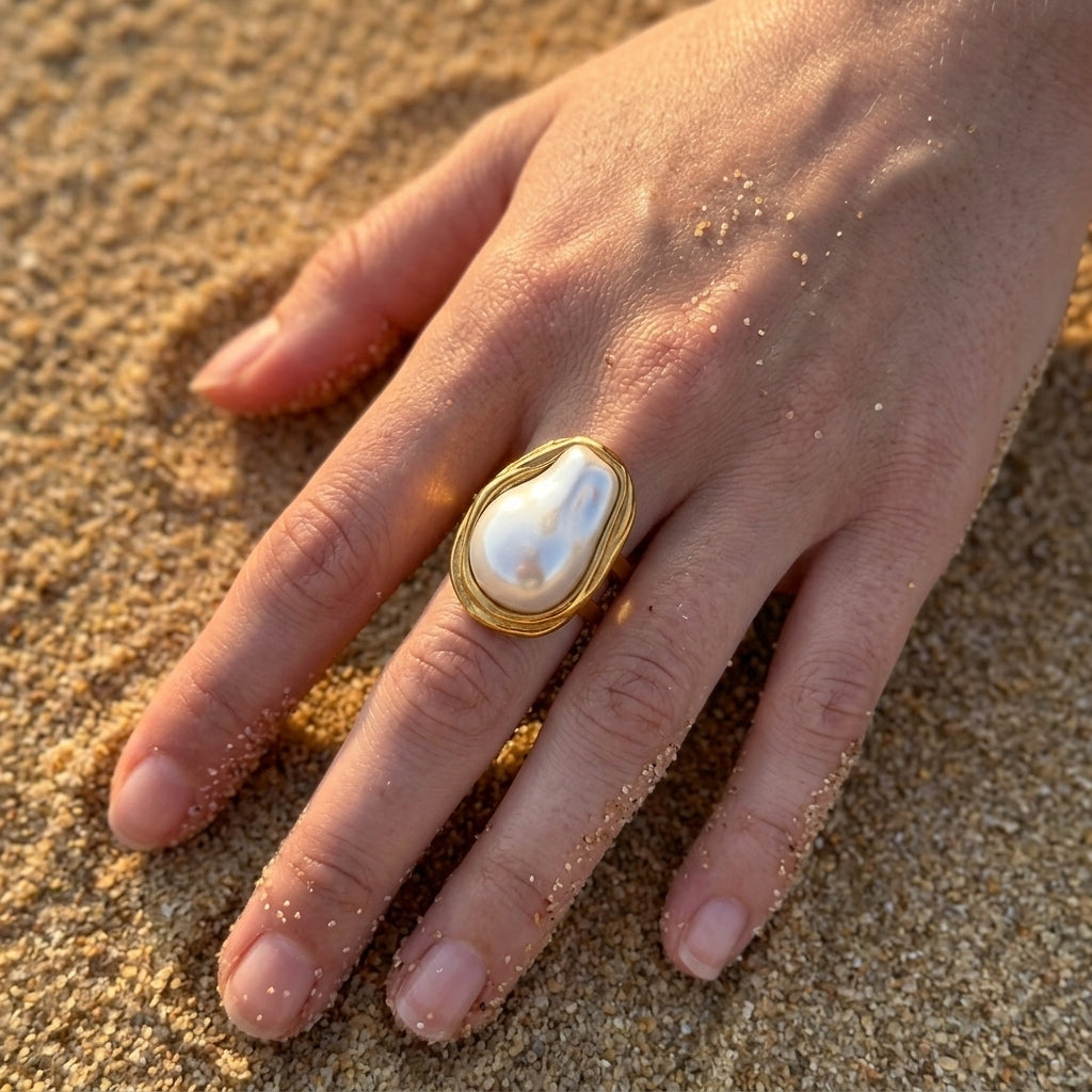 Textured Gold & Pearl Ring