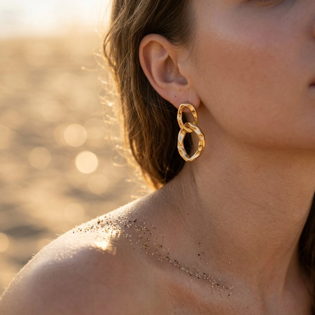 Elegant Interlocking Gold Loop Earrings
