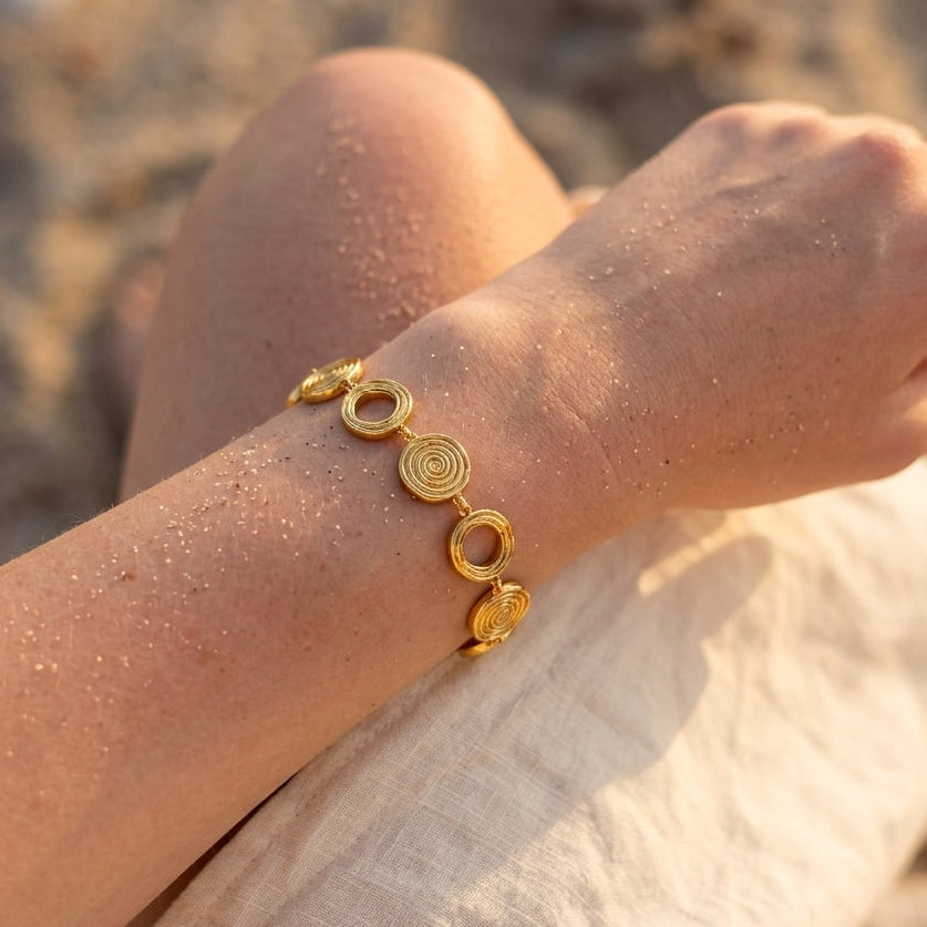 Rose Motif Bracelet
