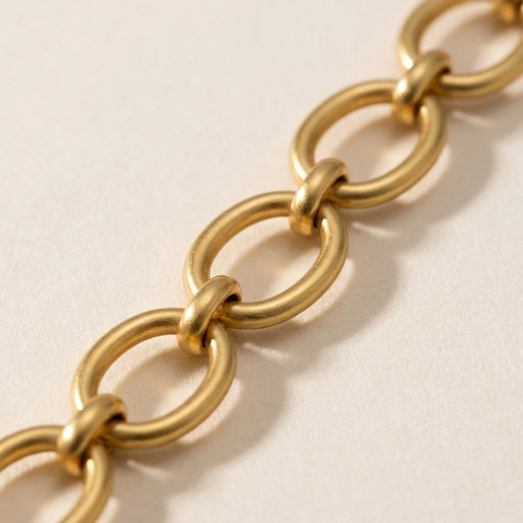 Elegant Open Oval Chain Necklace