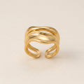 Elegant Wavy Gold Ring