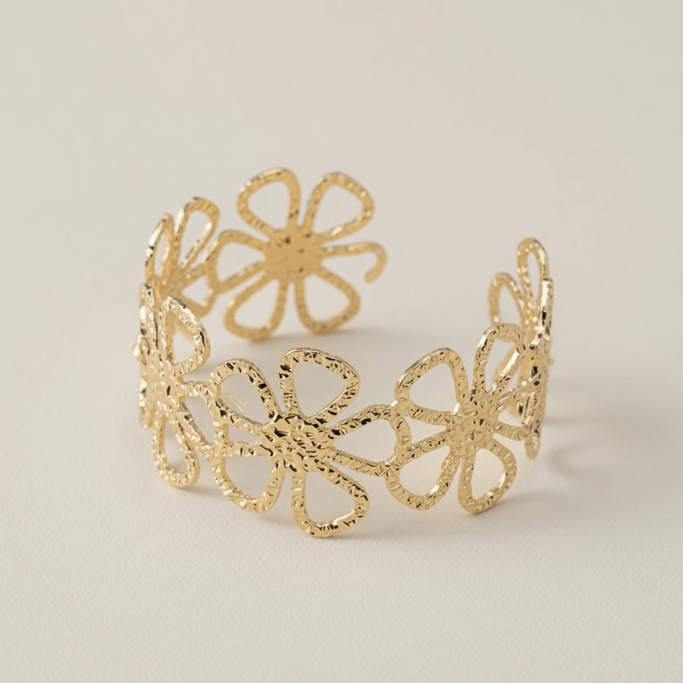 Stainless Steel Daisy Flower Bracelet
