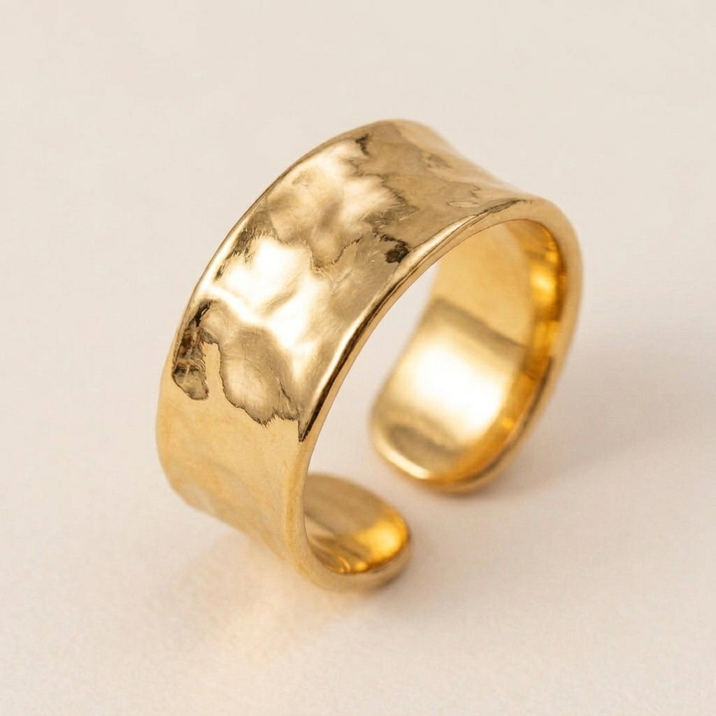 Elegant Hammered Texture Ring