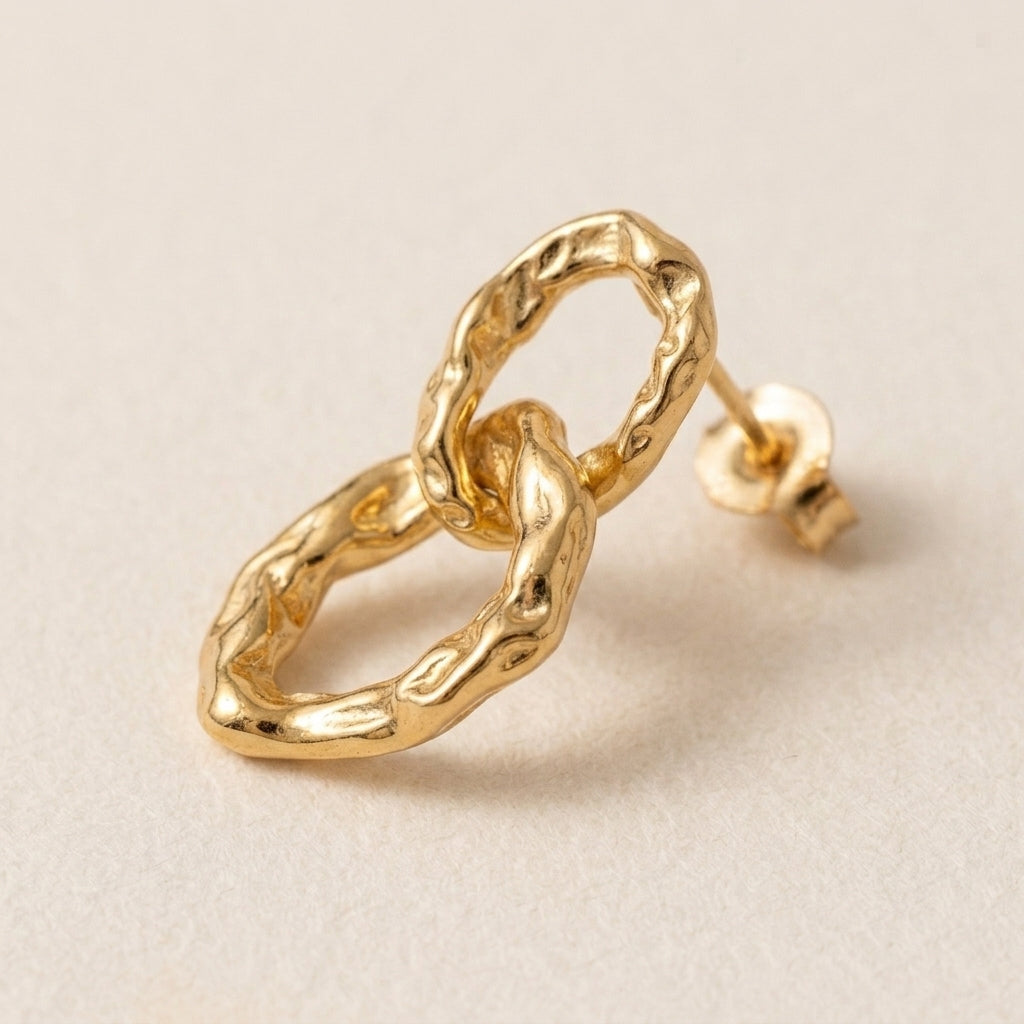 Elegant Interlocking Gold Loop Earrings